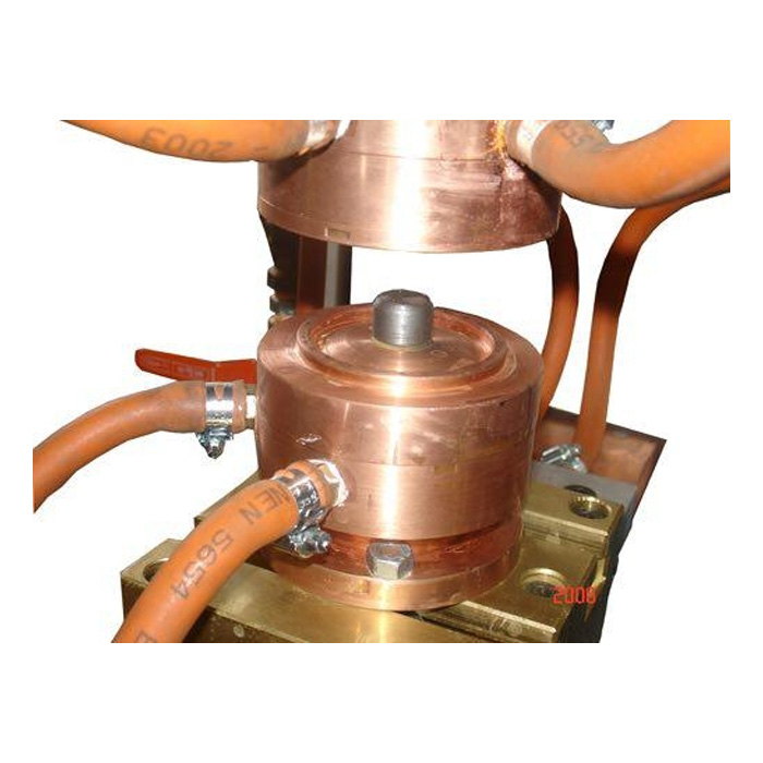 Welding fixtures for Oil filter access door